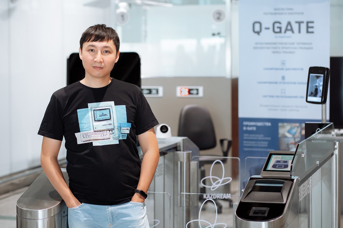 Пройти границу за 15 секунд. Казахстанский стартап Q-Gate разработал терминал для бесконтактного пропуска пассажиров в аэропортах